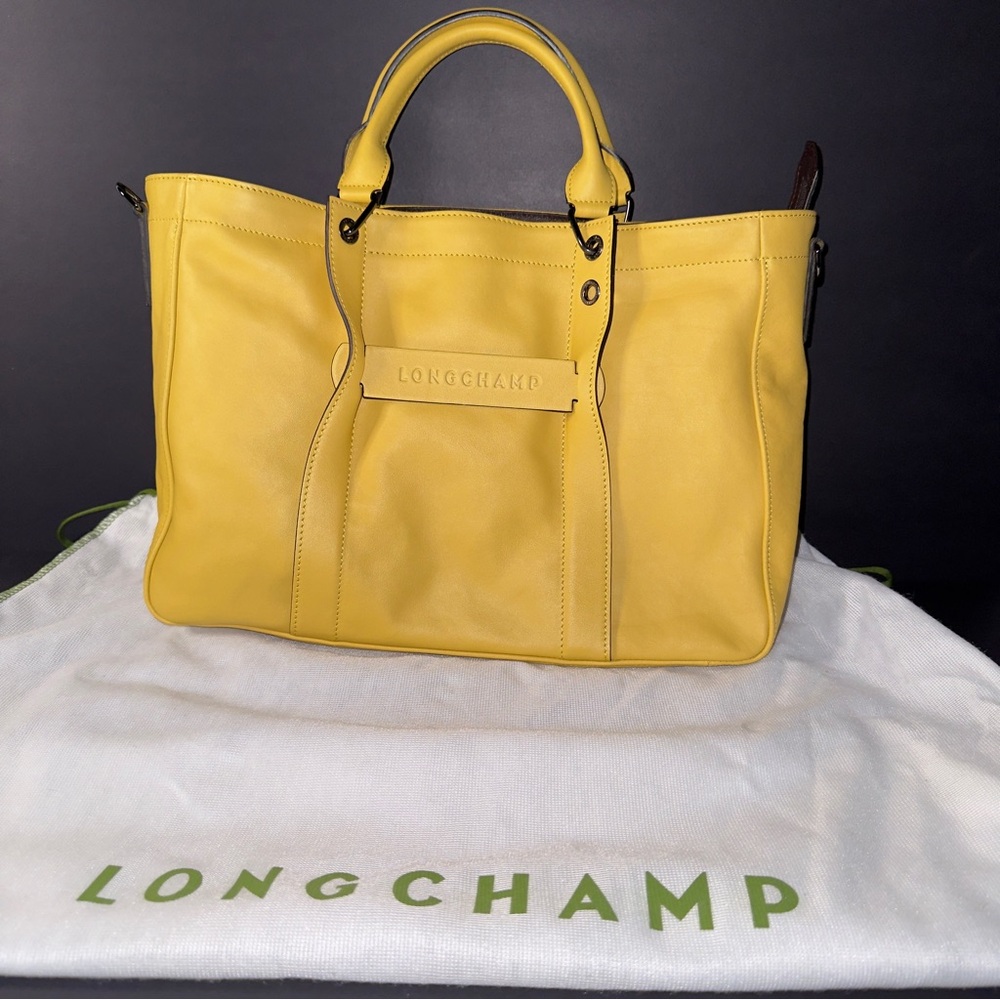 [RARE] Longchamp 3D L Handbag Jaune